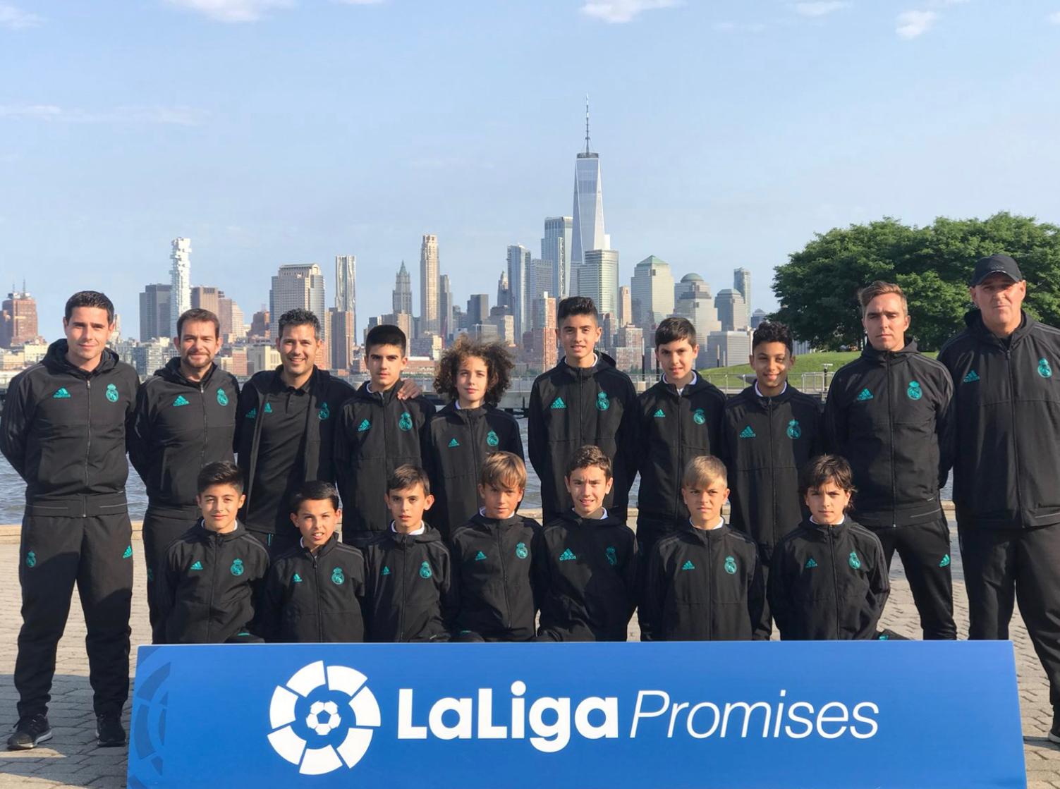 Simple Football team at LaLiga Promises